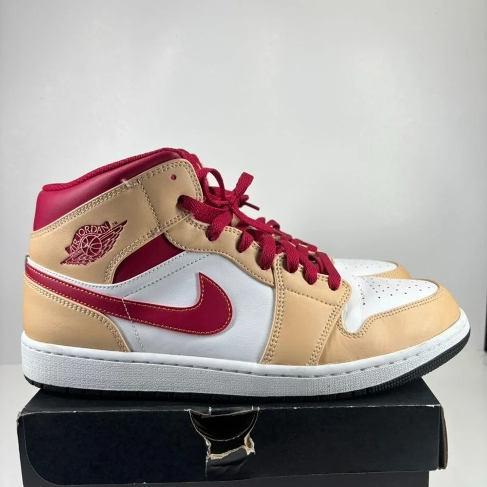 Nike Air Jordan 1 Mid Men's 13 White Onyx/Light Curry Basketball Shoe 554724-201
